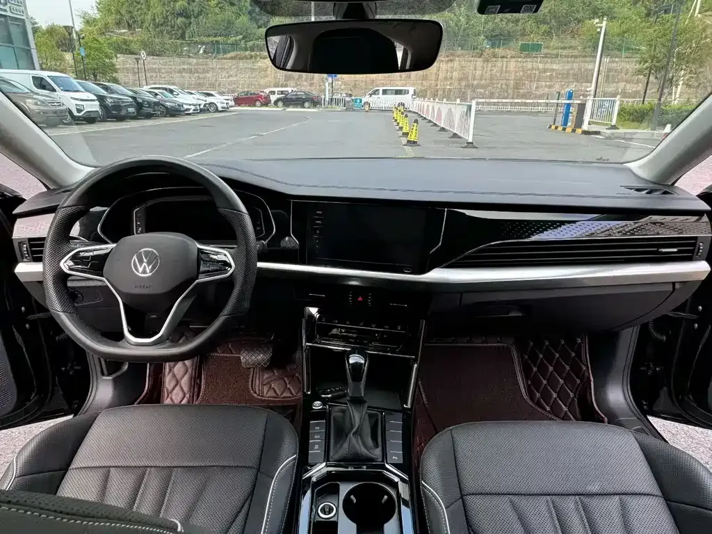Volkswagen Passat — фото 5