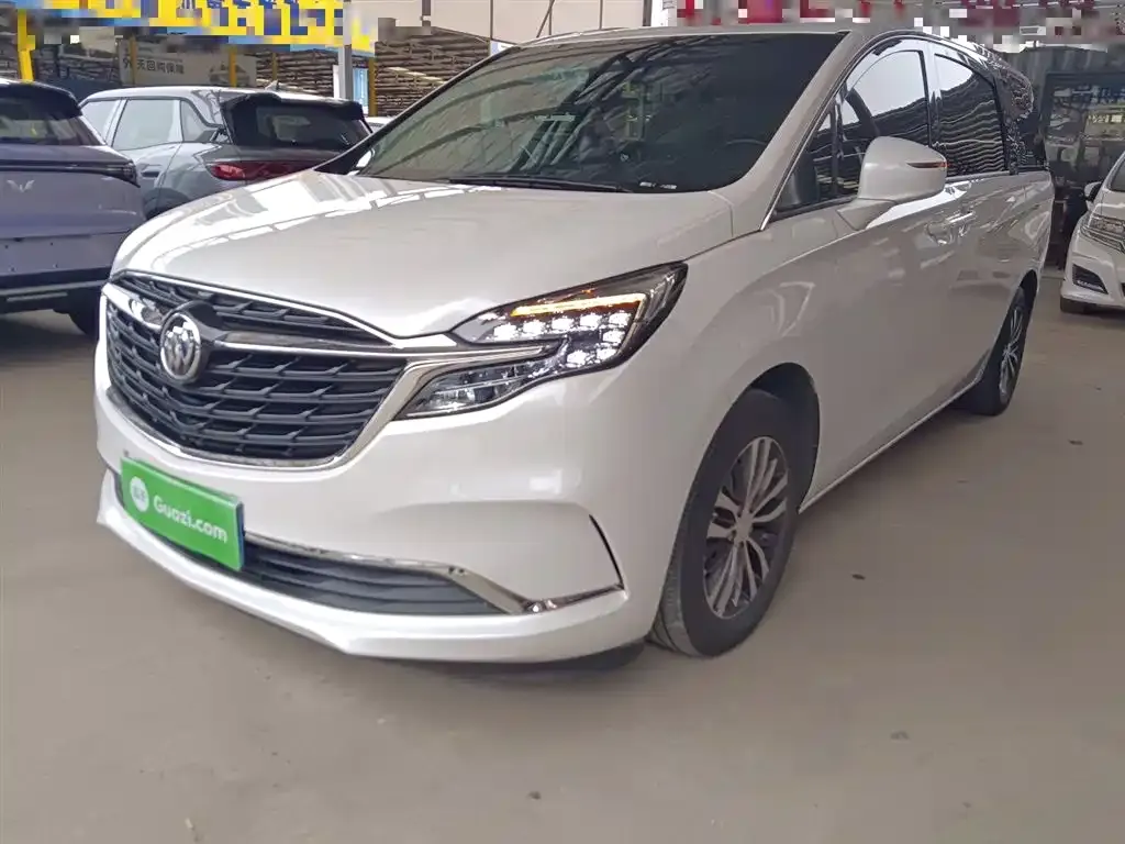 Buick GL8 2021 из CN, фото 2