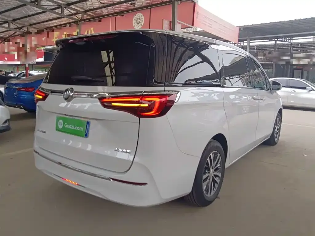 Buick GL8 2021 из CN, фото 7