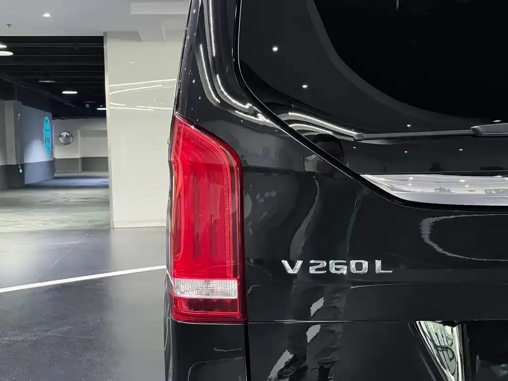 Mercedes-Benz V-Class 2022 из CN, фото 9