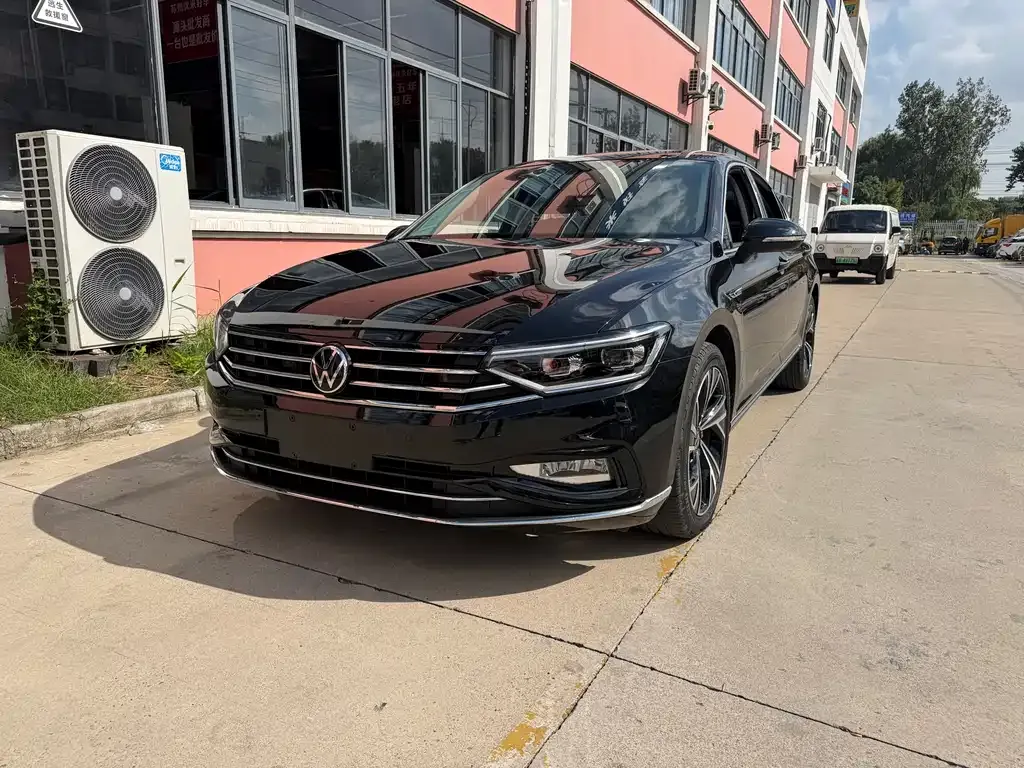 Volkswagen Magotan 2023 из CN, фото 3