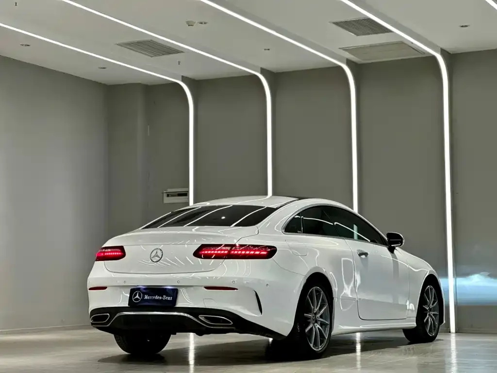 [object Object] E-Class (Import) 2022 из CN, фото 10