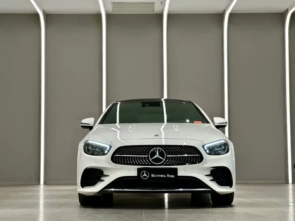 [object Object] E-Class (Import) 2022 из CN, фото 2
