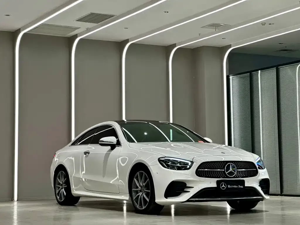 [object Object] E-Class (Import) 2022 из CN, фото 3