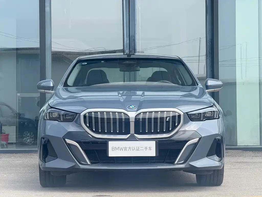 BMW i5 2024 из CN, фото 2
