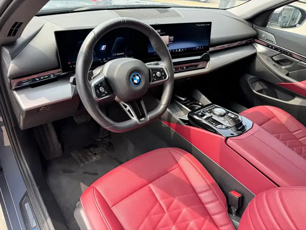 BMW i5 2024 из CN, фото 3