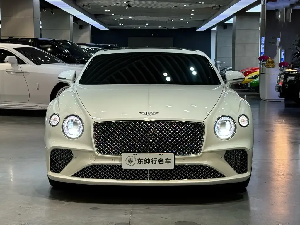 Bentley Continental 2022 из CN, фото 2
