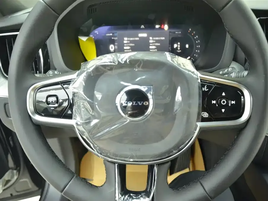 [object Object] XC60 2025 из CN, фото 8