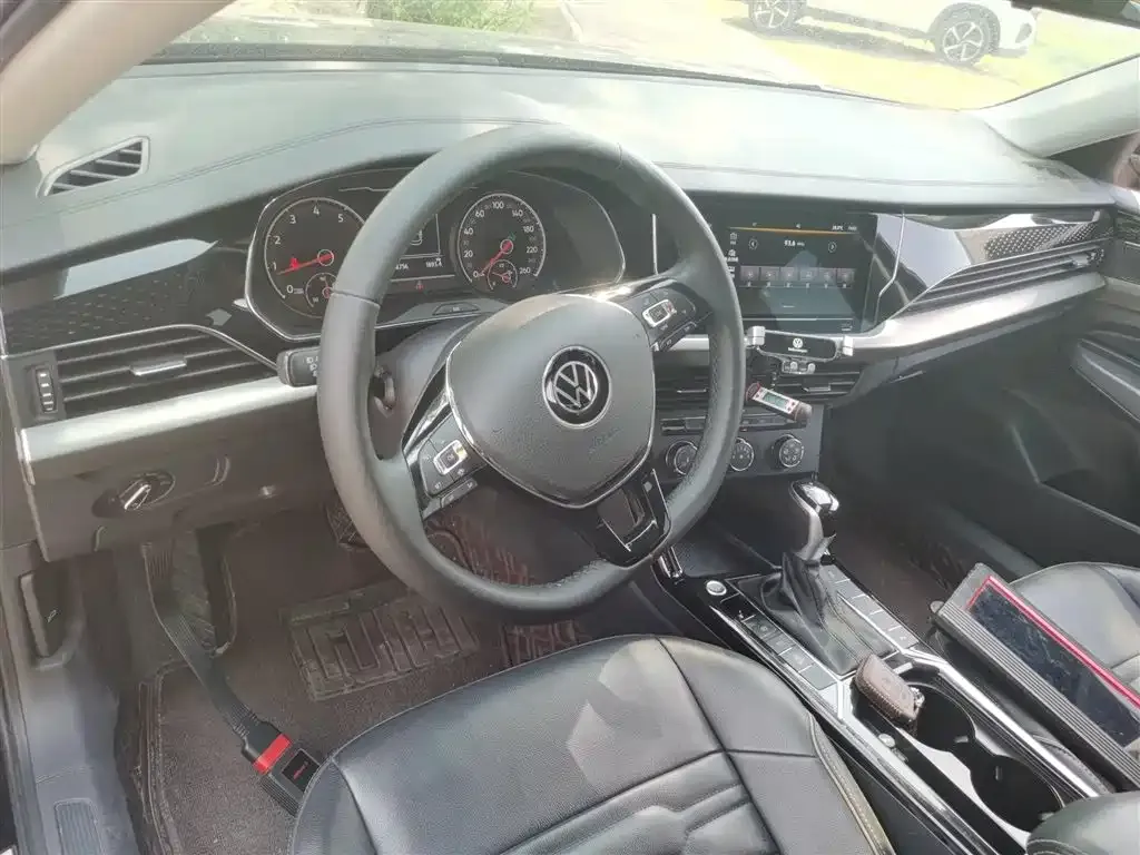 Volkswagen Passat 2021 из CN, фото 10