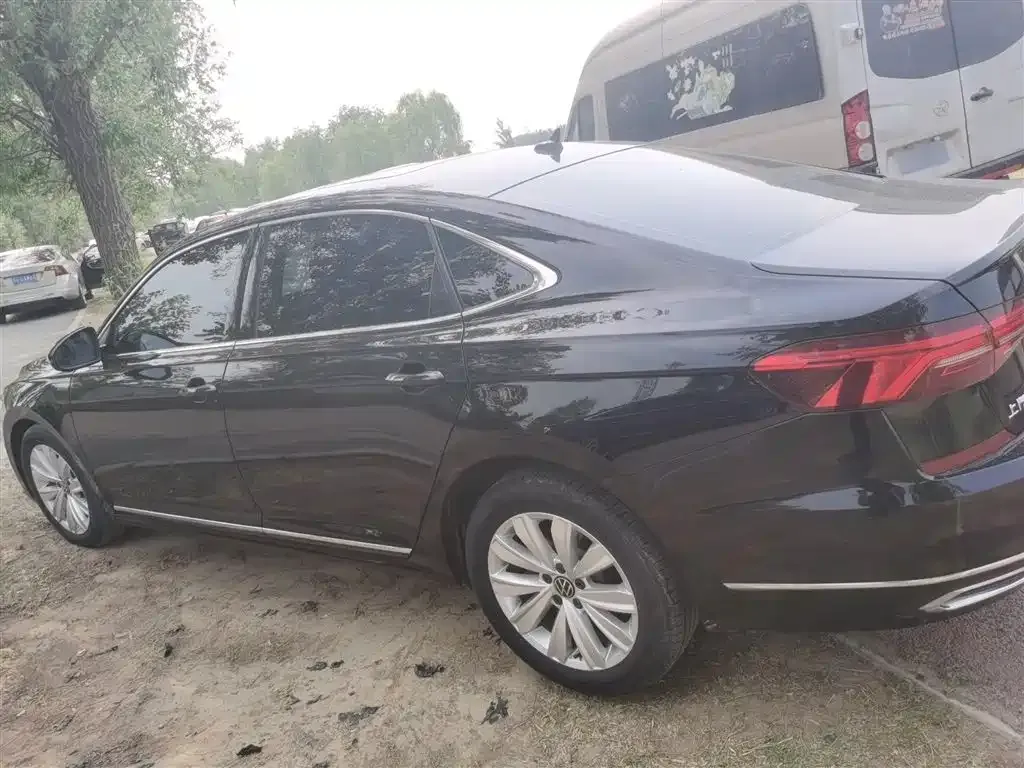 Volkswagen Passat 2021 из CN, фото 5