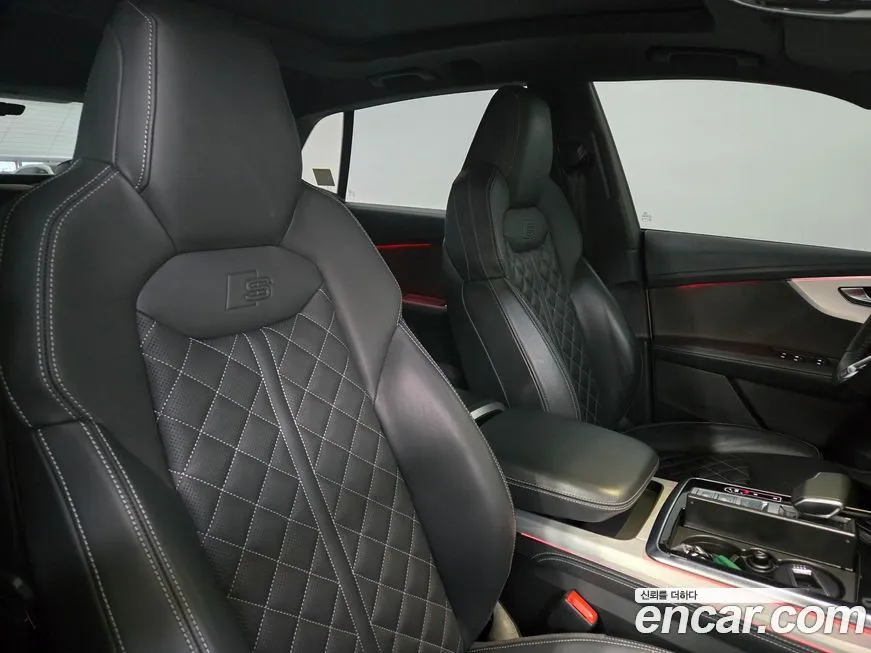 Audi Q8 2023 из KR, фото 10