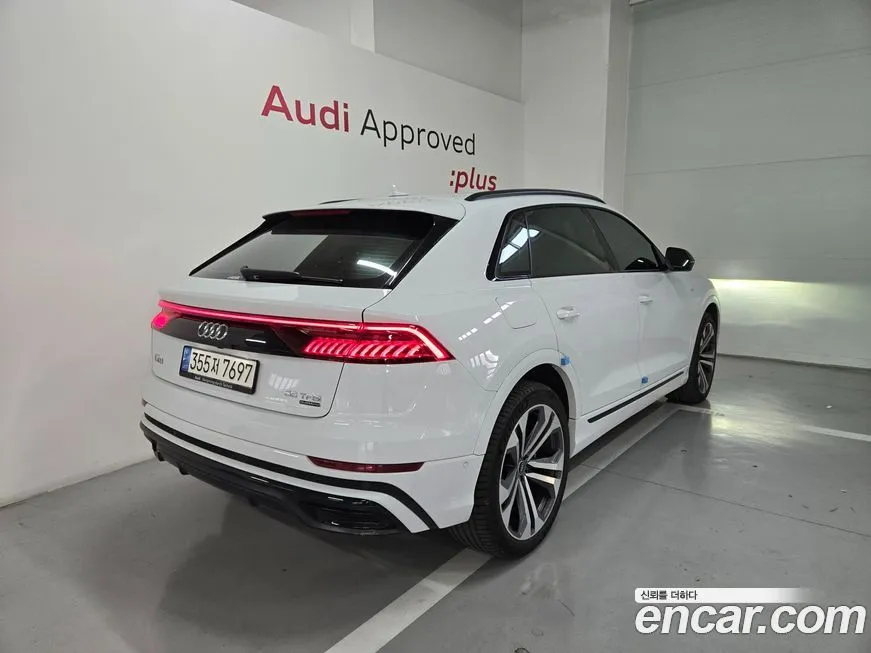 Audi Q8 2023 из KR, фото 2