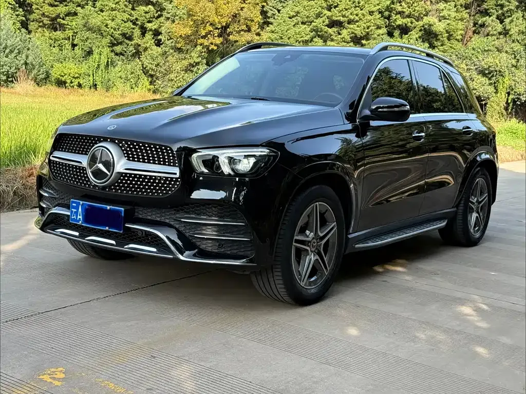 Mercedes-Benz GLE — фото 1