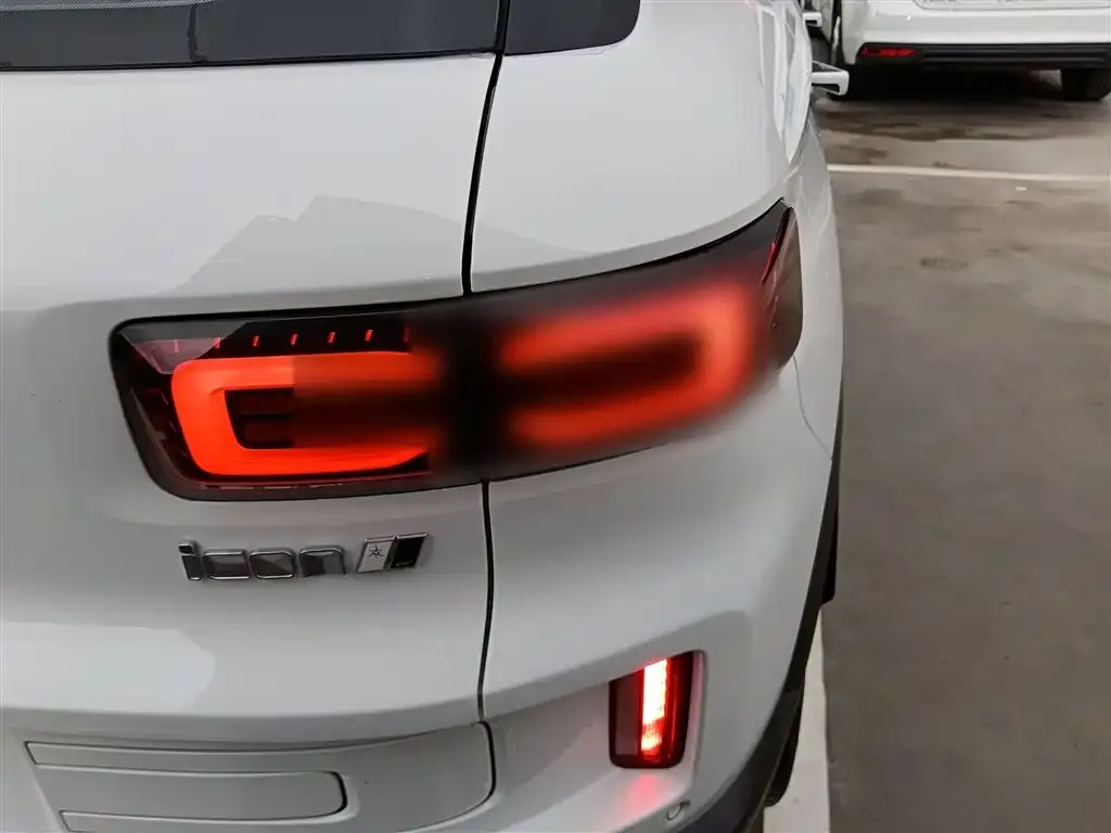 Geely Icon 2023 из CN, фото 8