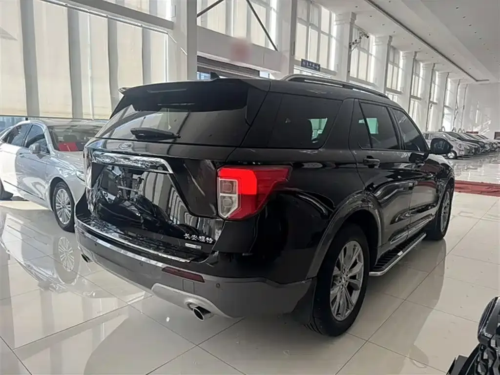 Ford Explorer 2021 из CN, фото 8