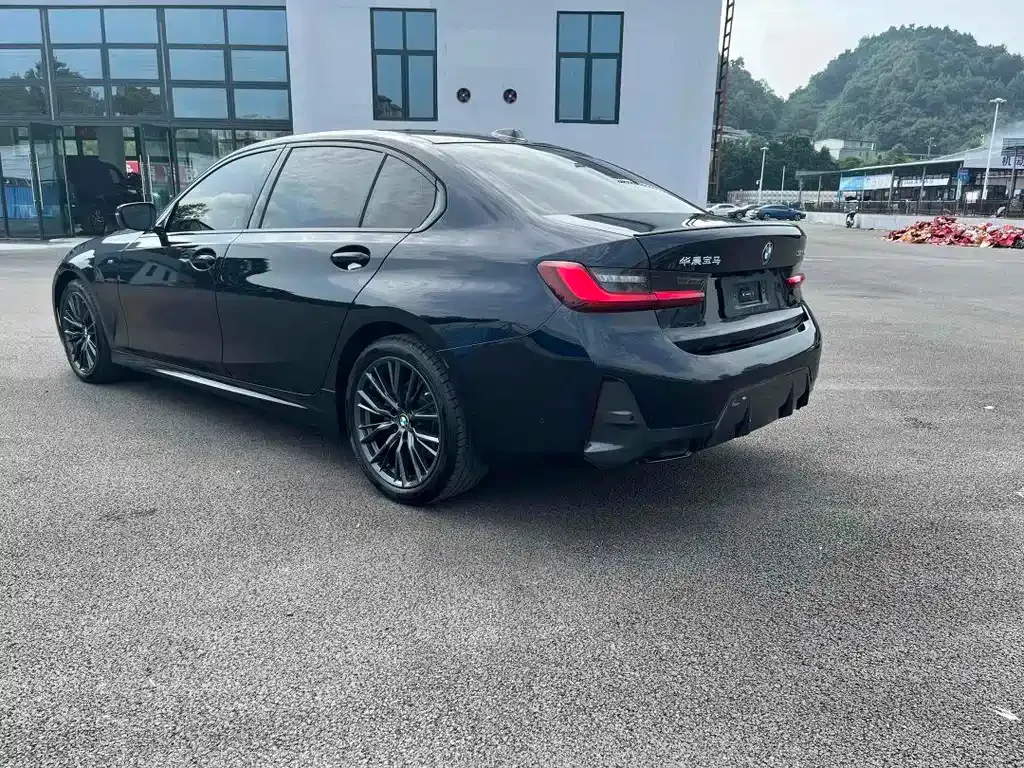 [object Object] 3 Series 2023 из CN, фото 7