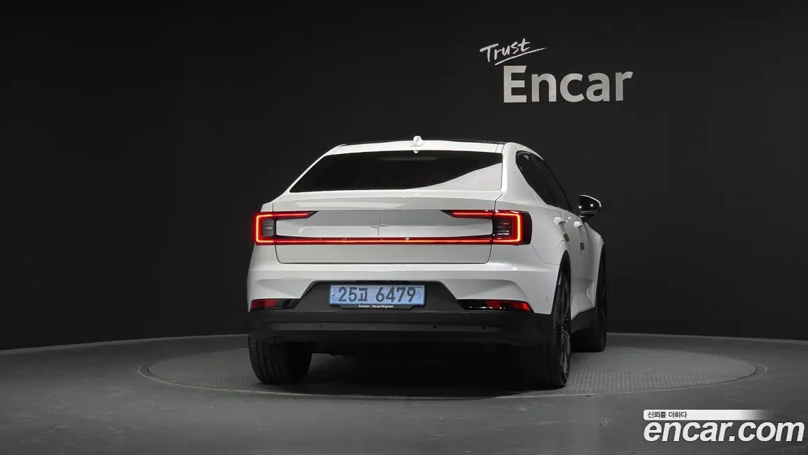 Polestar Polestar 2 — фото 4