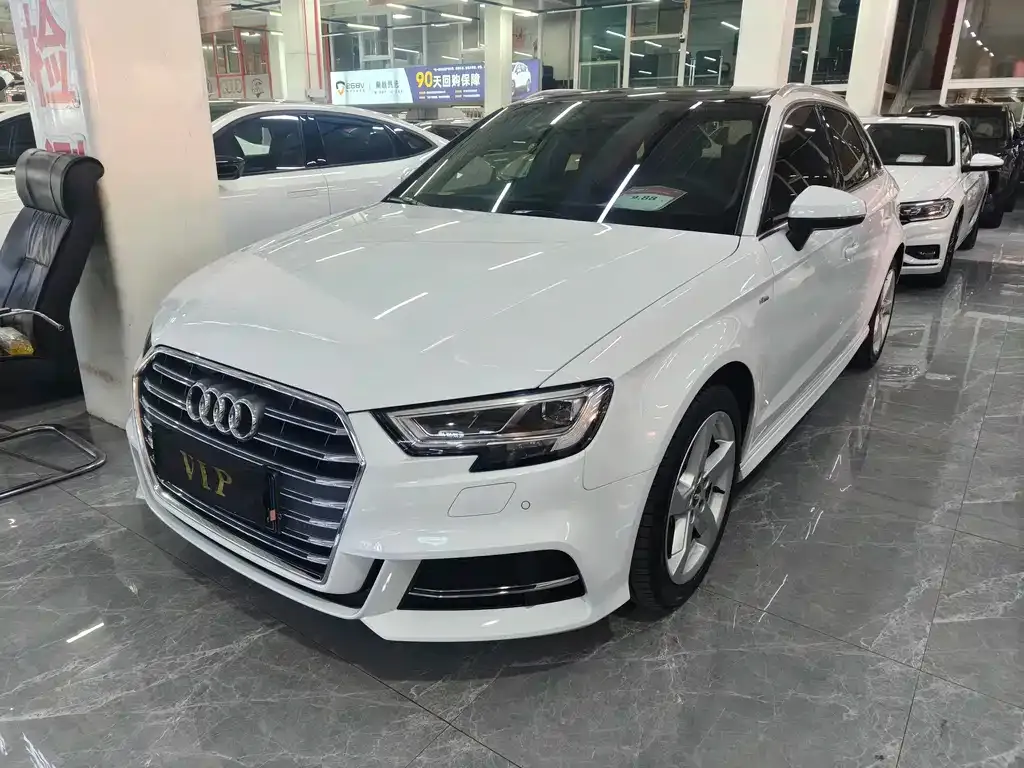 Audi A3 2021 из CN, фото 1