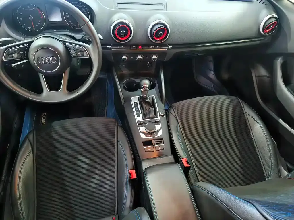 Audi A3 2021 из CN, фото 6