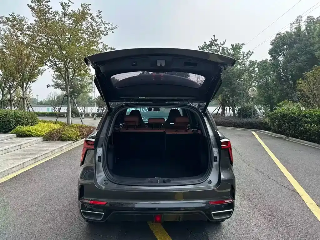 Changan CS75PLUS — фото 10