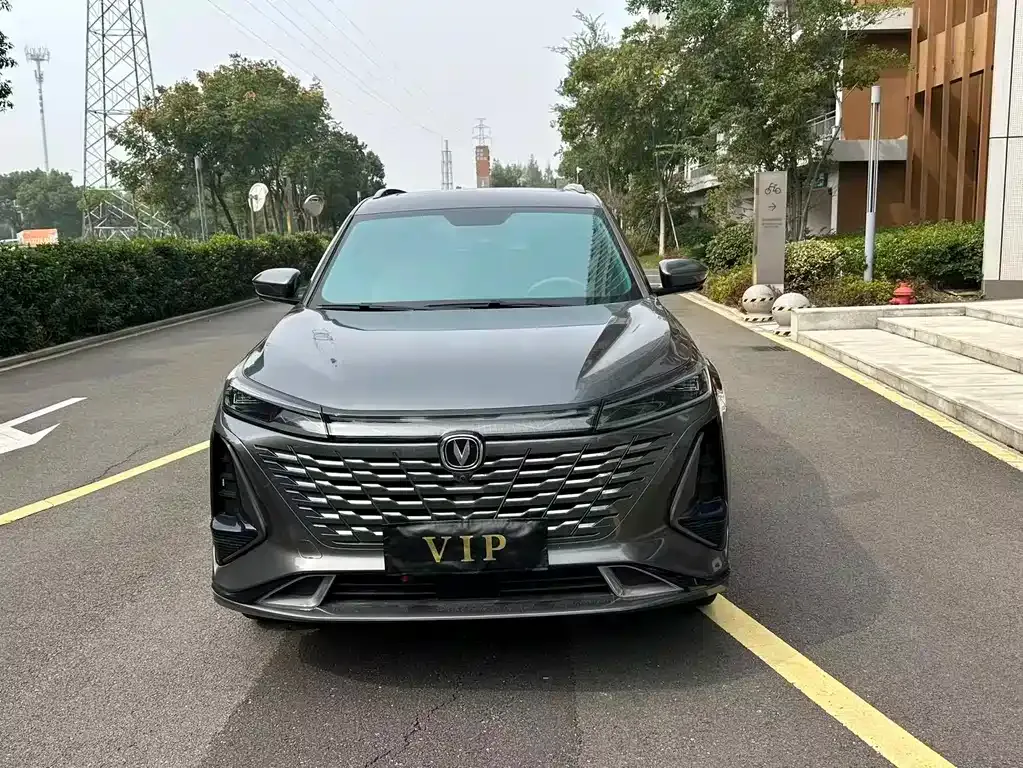 Changan CS75PLUS — фото 2