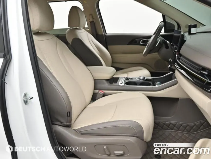 Kia Carnival — фото 10