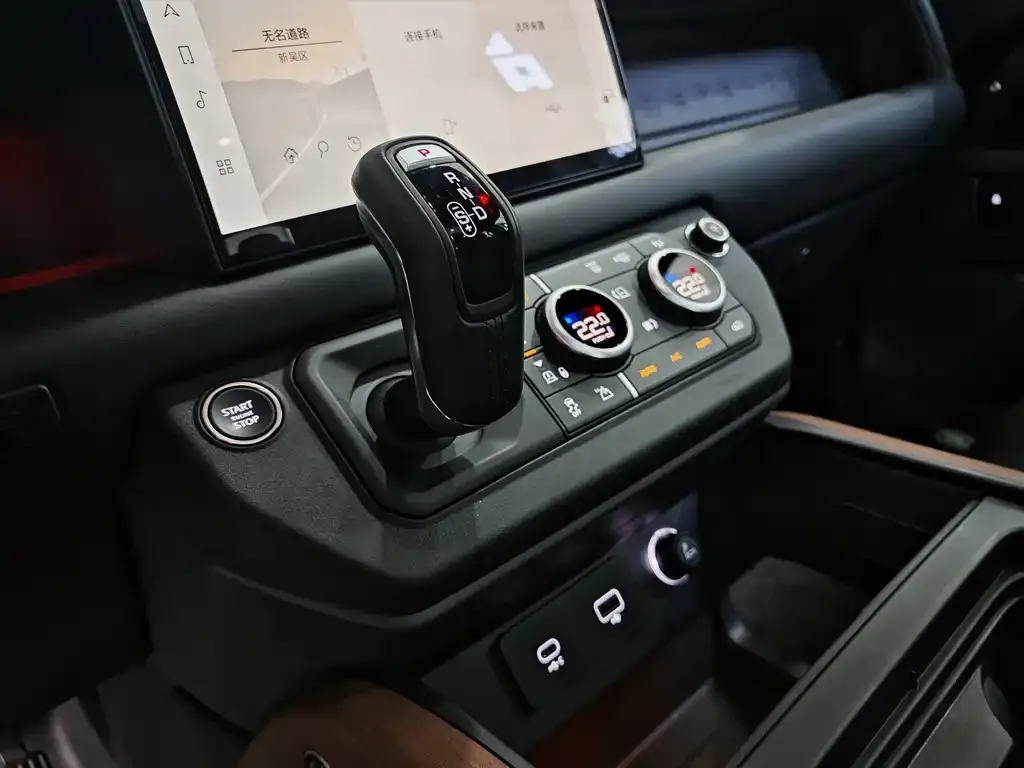 Land Rover Defender 2024 из CN, фото 5