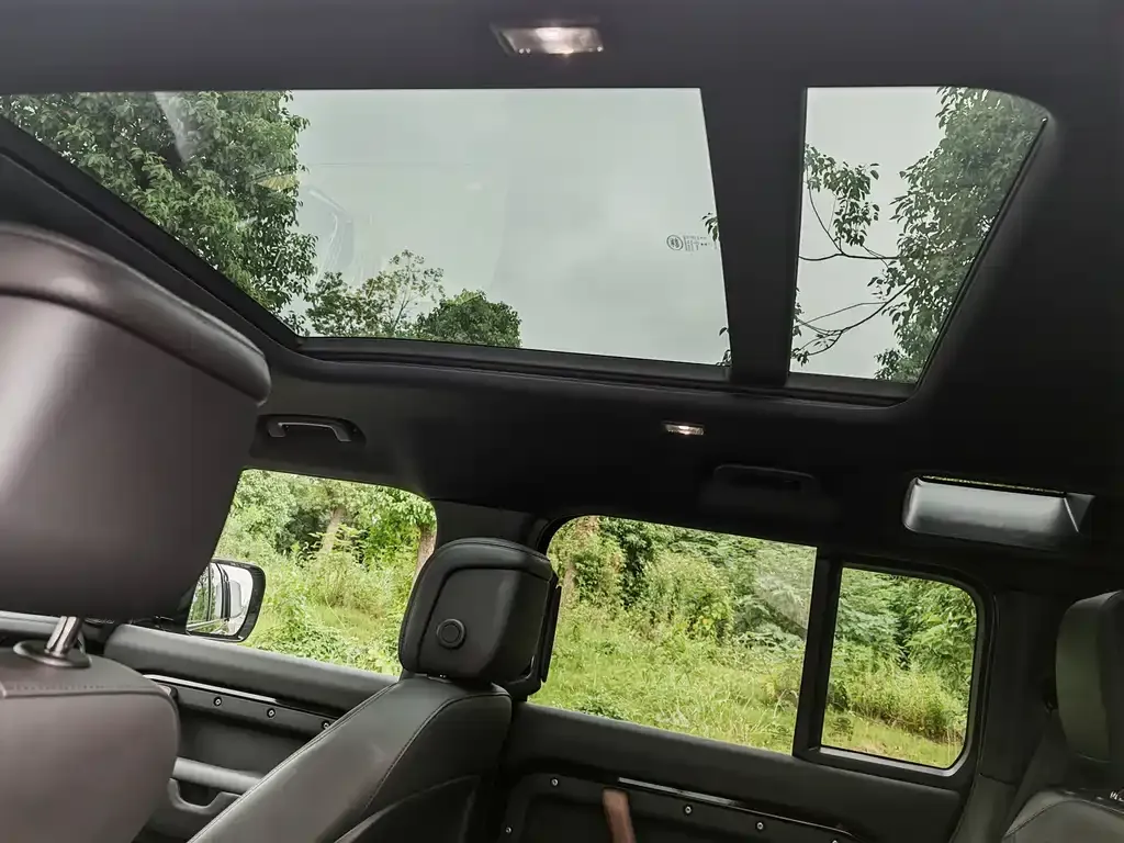 Land Rover Defender 2024 из CN, фото 9