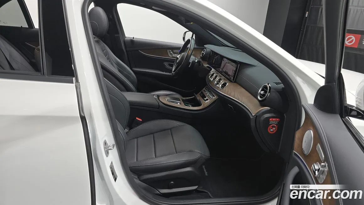 Mercedes-Benz E-Class 2021 из KR, фото 10