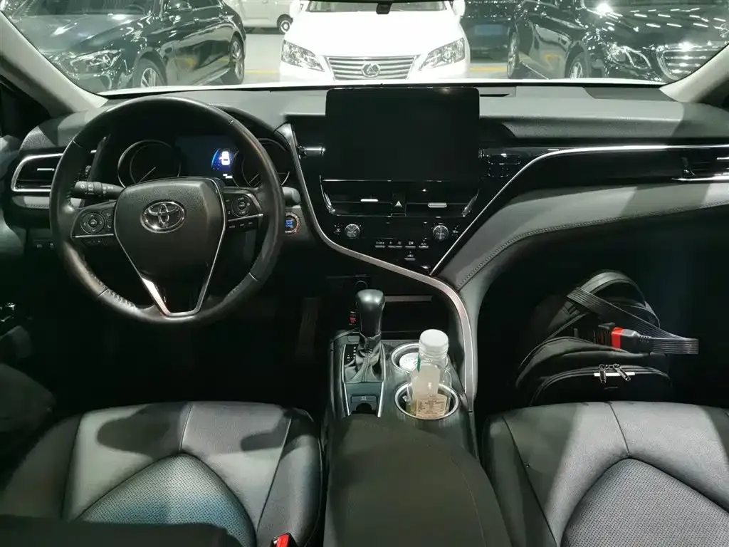 Toyota Camry 2021 из CN, фото 10