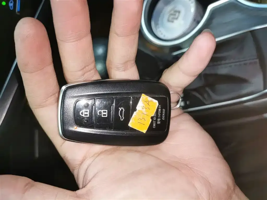 Toyota Camry 2021 из CN, фото 9