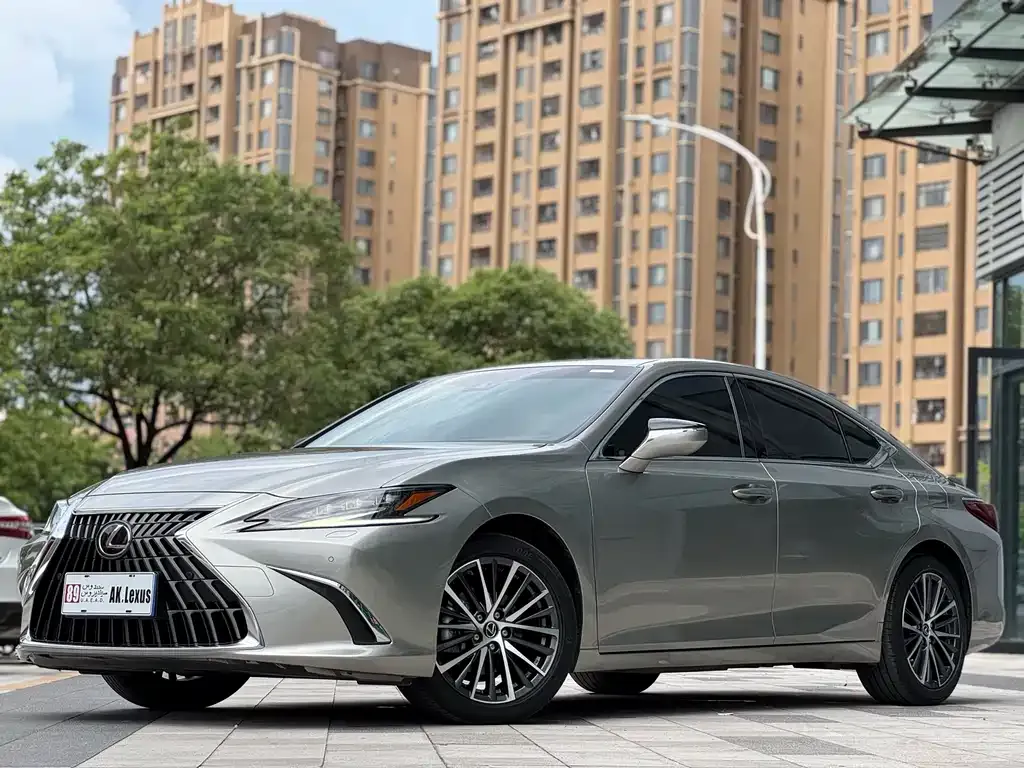 Lexus ES 2023 из CN, фото 1