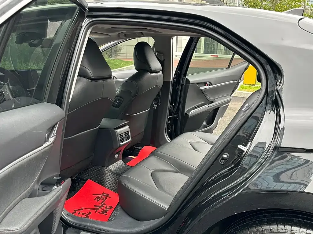 Toyota Camry 2022 из CN, фото 6