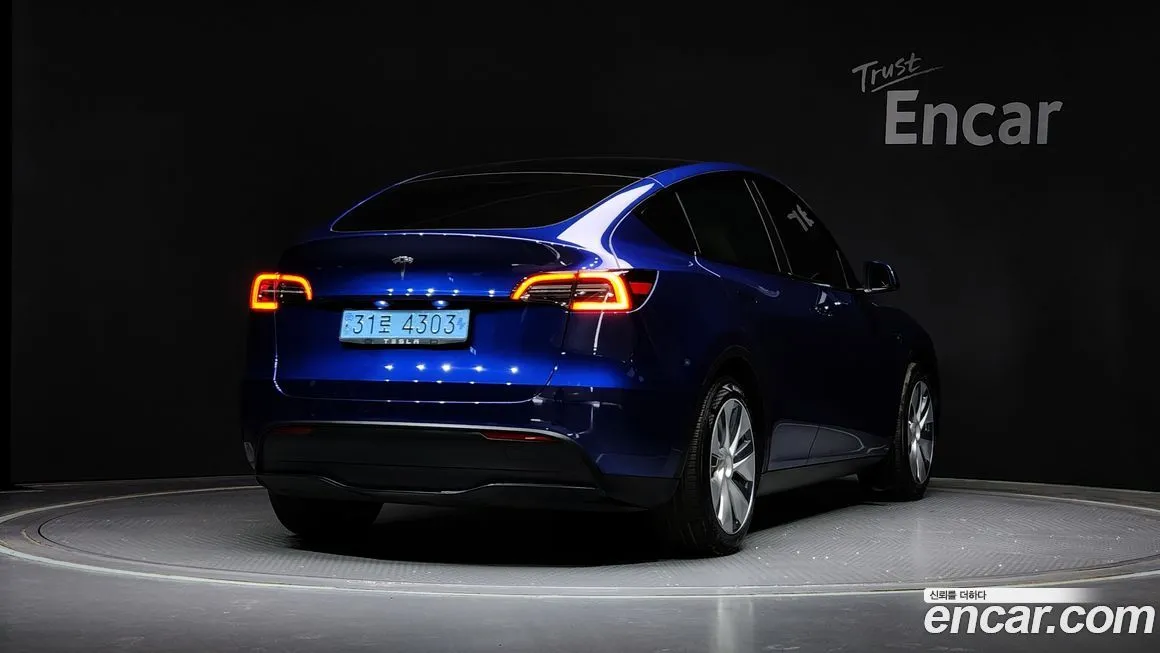 Tesla Model Y 2023 из KR, фото 2