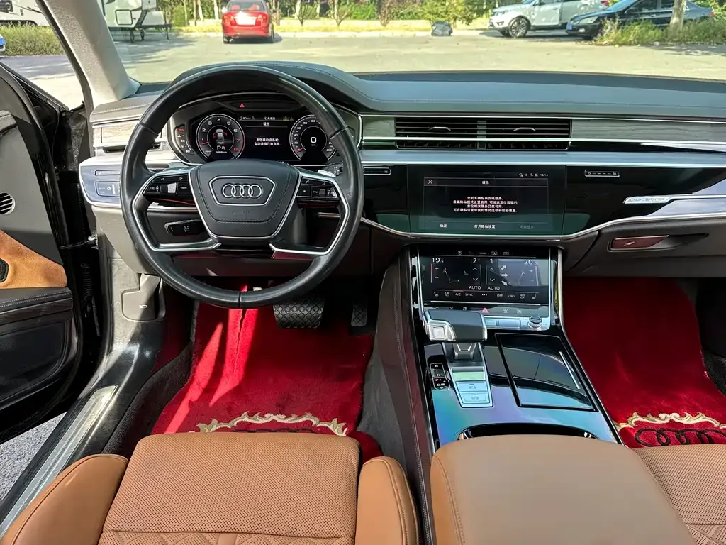 Audi A8 2023 из CN, фото 10