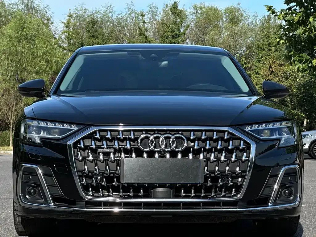Audi A8 2023 из CN, фото 2