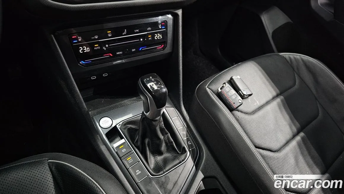Volkswagen Tiguan 2023 из KR, фото 9