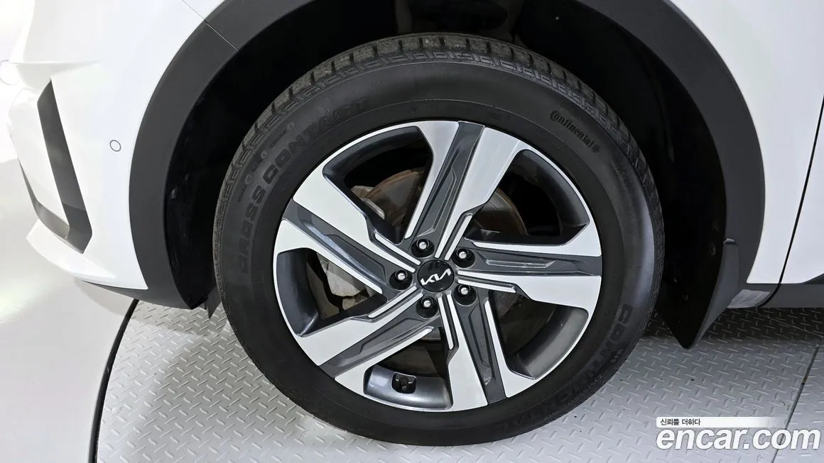 Kia Sorento — фото 5