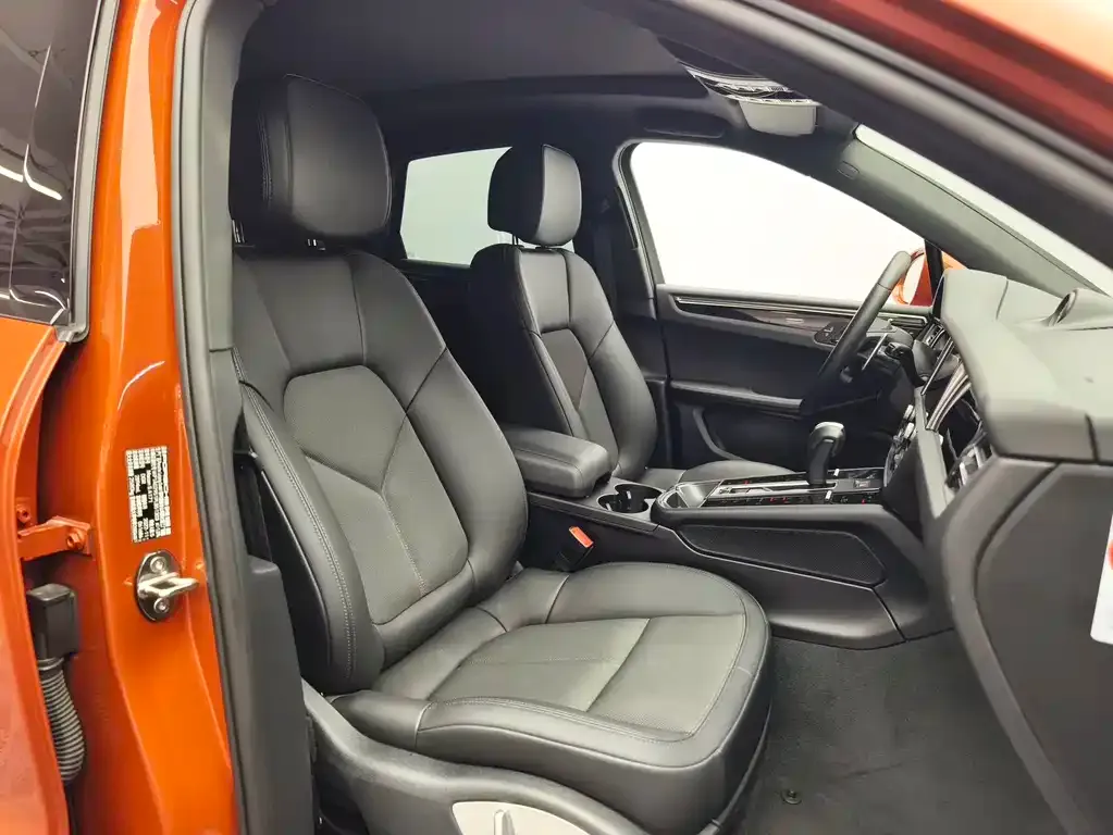 Porsche Macan 2023 из CN, фото 8