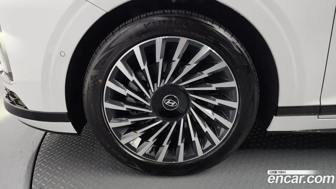 Hyundai Grandeur 2023 из KR, фото 5