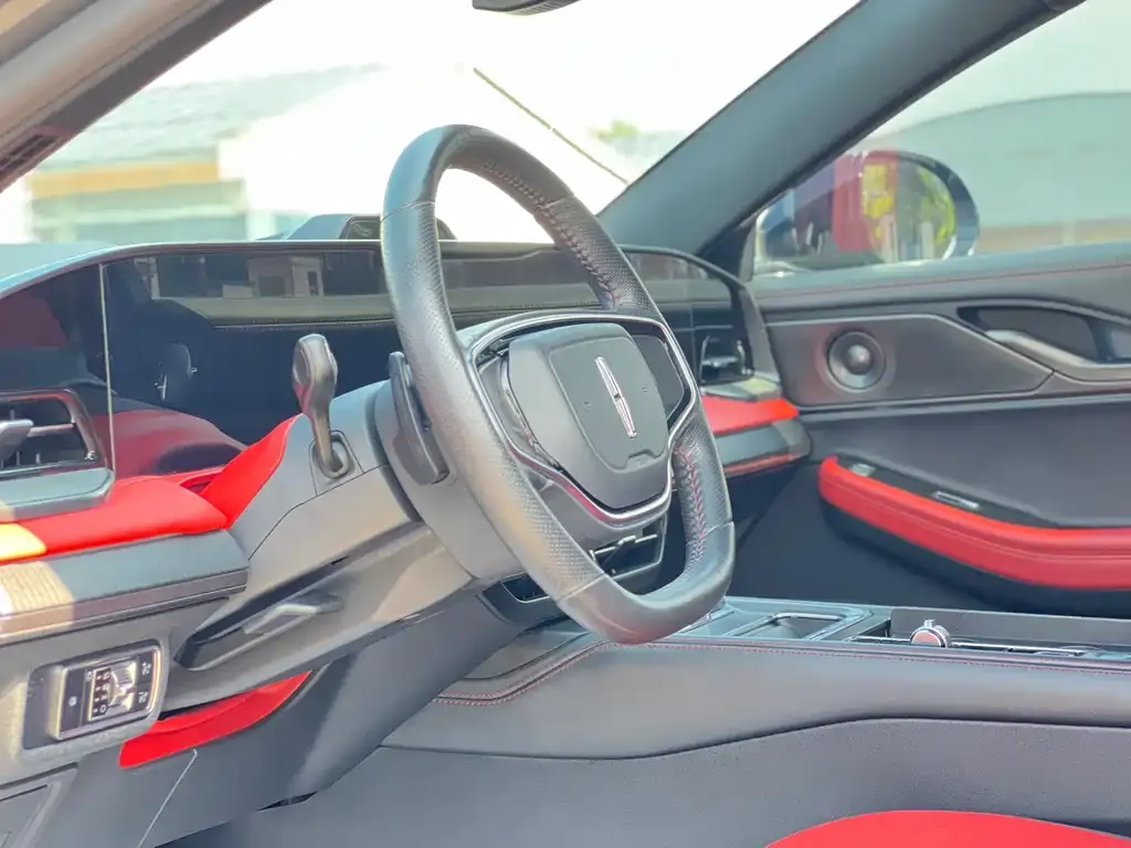Lincoln Z 2023 из CN, фото 4
