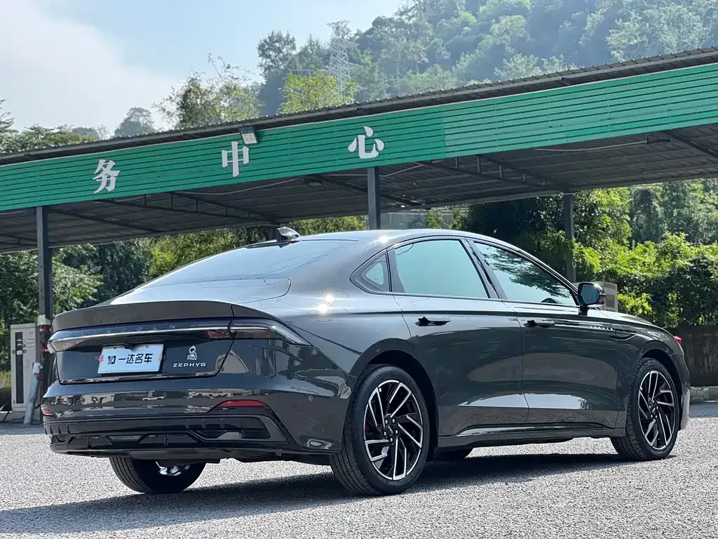 Lincoln Z 2023 из CN, фото 8