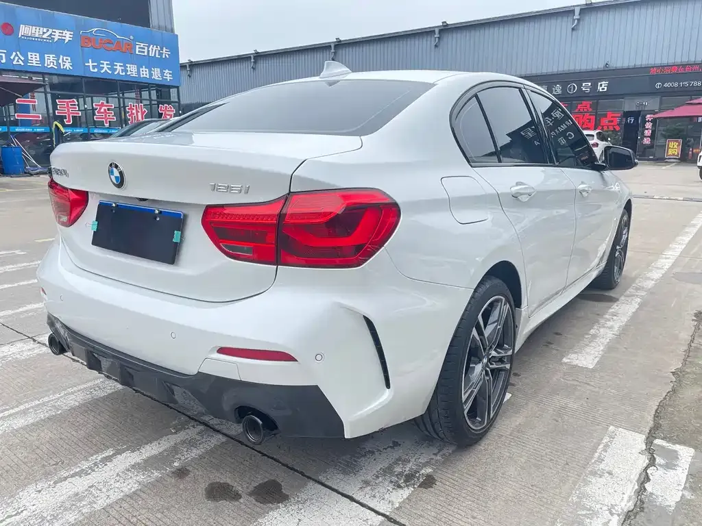 BMW 1 Series 2022 из CN, фото 8