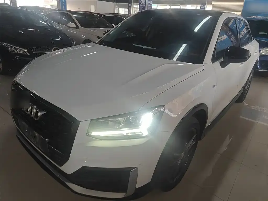 Audi Q2L 2021 из CN, фото 2