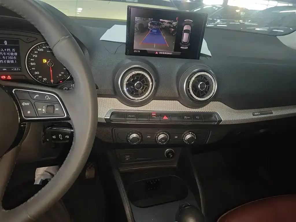 Audi Q2L 2021 из CN, фото 5