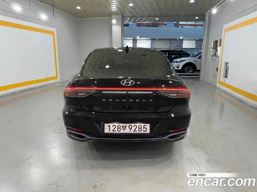 Hyundai Grandeur 2022 из KR, фото 4