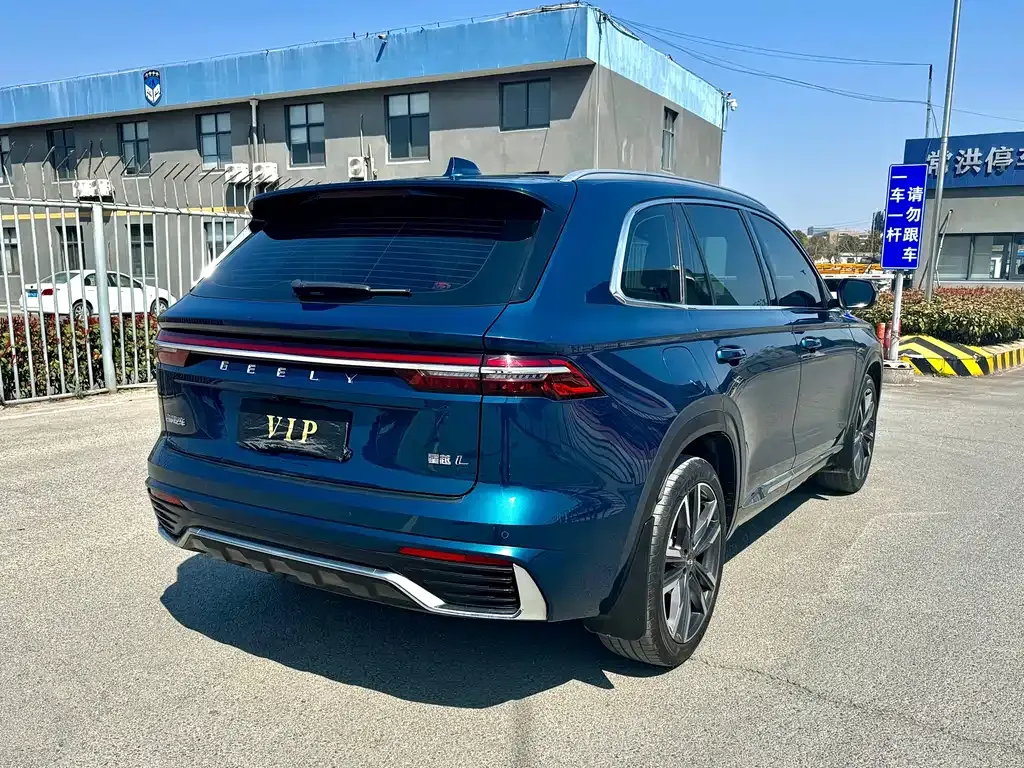 Geely Xingyue L — фото 10
