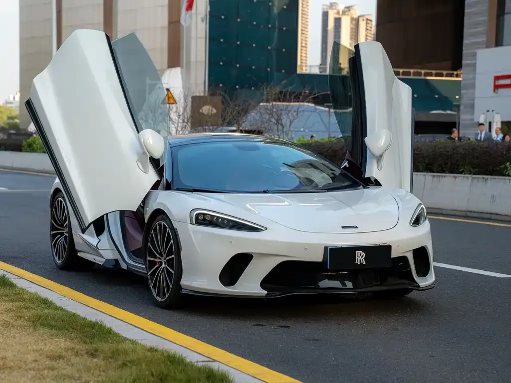 McLaren GT 2023 из CN, фото 5