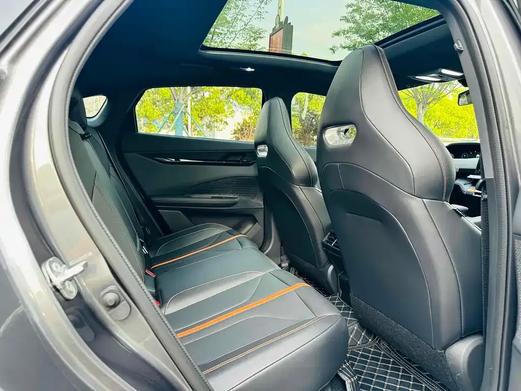 Changan UNI-V 2024 из CN, фото 6