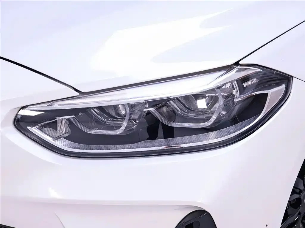 BMW 1 Series 2023 из CN, фото 4